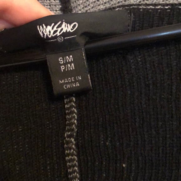 Stripped cardigan with short sleeves - Picture 2 of 2